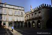 <b>GMR1049</b><br>Europa, Portogallo, Guimarães, Antigos Paços do Concelho, Praça da Oliveira