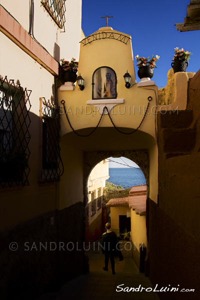 Melilla Ceuta Gibraltar, Pillars of Hercules