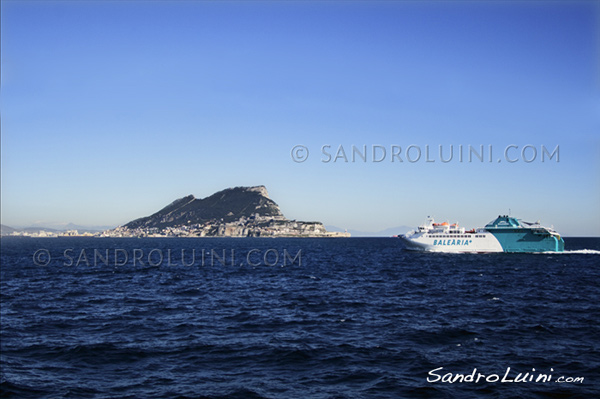 Melilla Ceuta Gibraltar, Colonnes Hercule