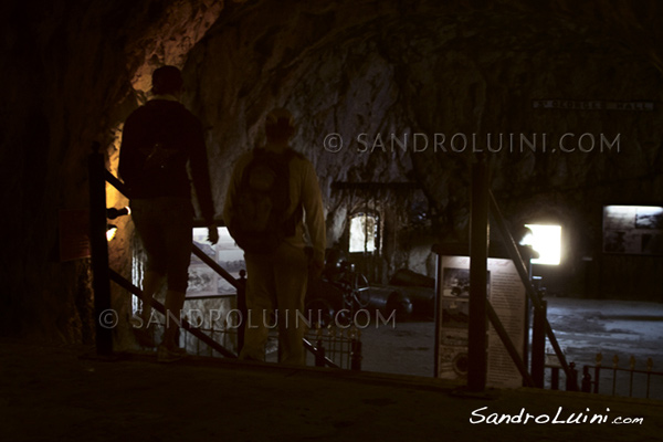 Melilla Ceuta Gibraltar, Columnas de Hercules