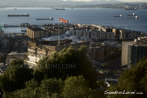 Melilla Ceuta Gibilterra, Colonne Ercole