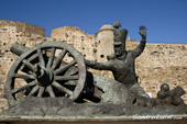 <b>MCG1059</b><br>Escultura a la artillería de Ceuta, Avenida de Martínez Catena, Ceuta, España