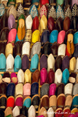 <b>MRC1016</b><br>Africa, Marocco, Arabo, Berber, Medina, Market, Shop, Fez, Fes, Leather, Crafting, Babouche, Colors