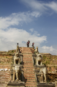 <b>NPL1070</b><br>Nepal; Kathmandu; Bhaktapur; Street; People; Village; Kids; Play; Game; Kite; Village